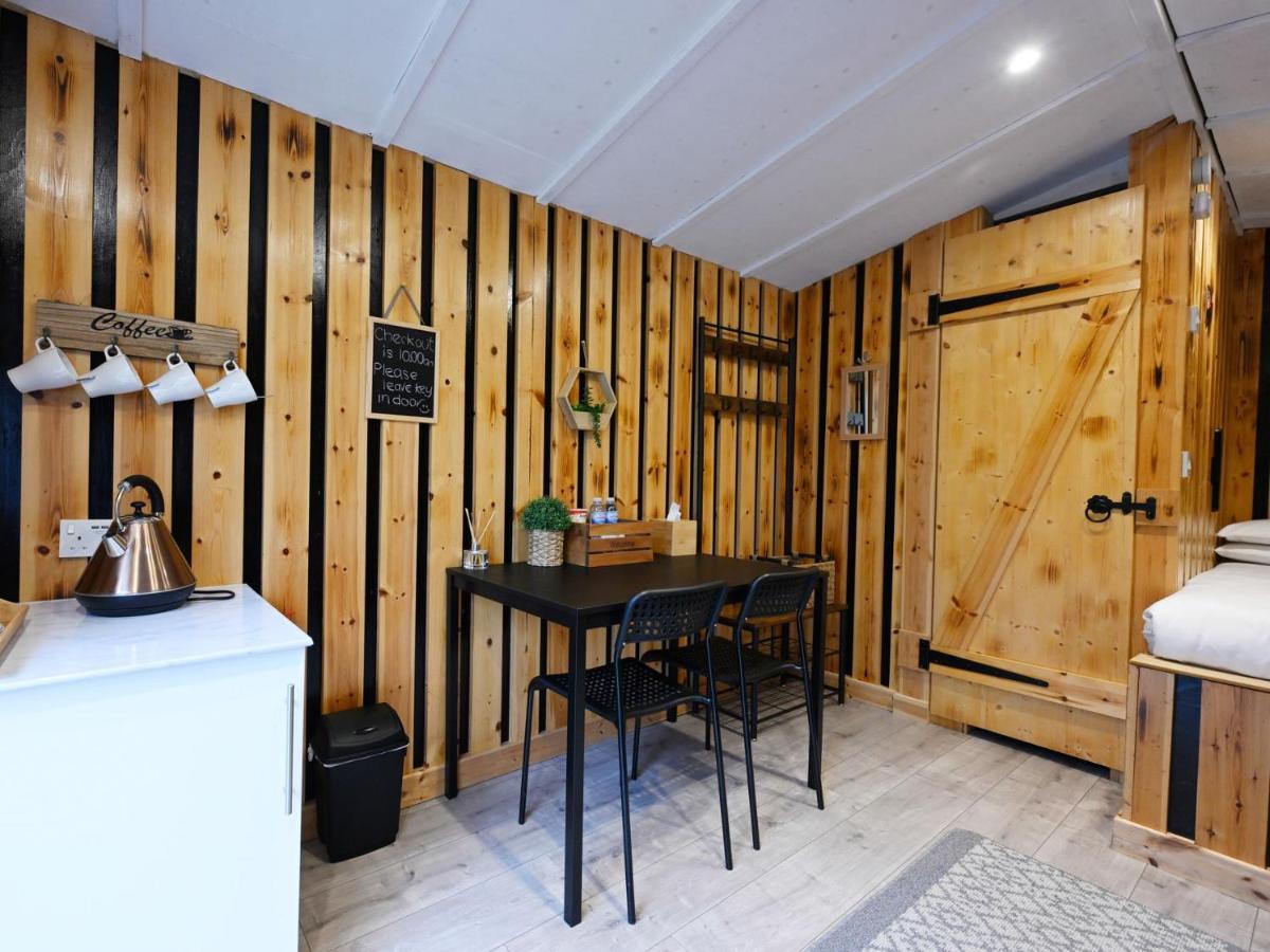 Woodshed Pod Villa Fort William Eksteriør bilde